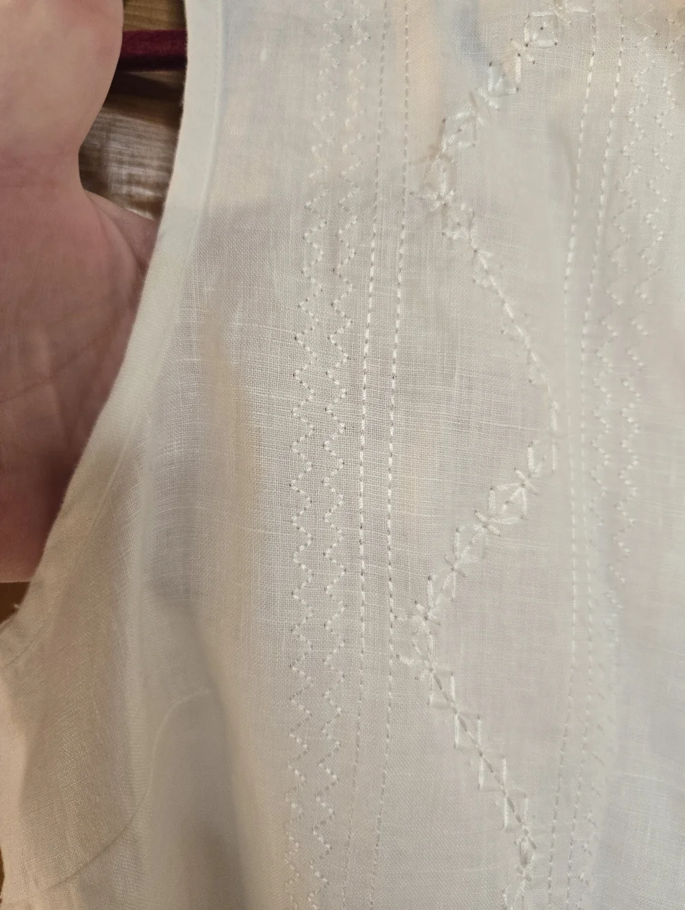 Kim Rogers White Sleeveless Embroidered Linen Button-Up Blouse Sz L - Picture 3 of 11